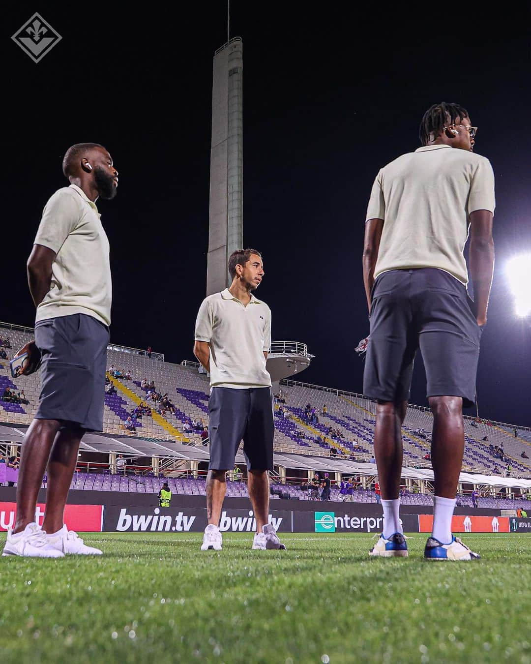 ACFフィオレンティーナさんのインスタグラム写真 - (ACFフィオレンティーナInstagram)「Here we are! 👊 @montezemolo_official   #ForzaViola #FiorentinaFerencvaros #ACFFiorentina」10月6日 3時06分 - acffiorentina