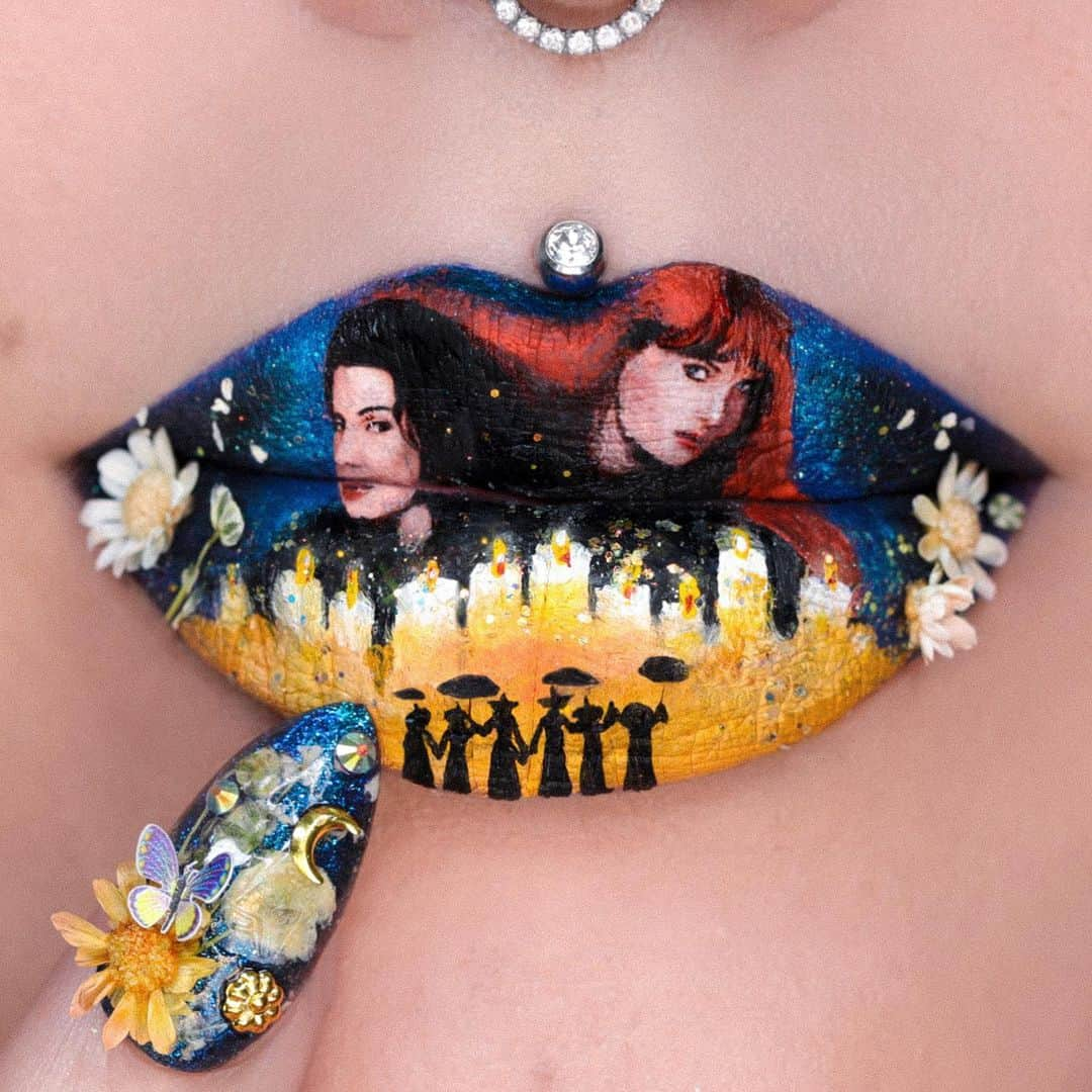 ヤスミナ・ダニエルさんのインスタグラム写真 - (ヤスミナ・ダニエルInstagram)「“There’s a little witch in all of us” 🧙‍♀️ Reality of painting for hours and taking it off immediately to eat and drink 😂」10月6日 3時29分 - missjazminad