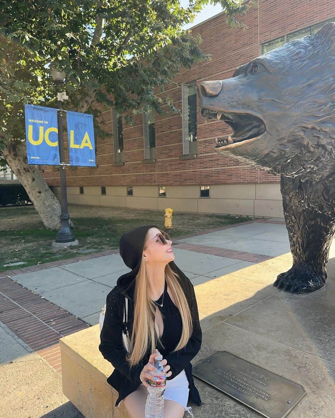 ほずにゃむのインスタグラム：「UCLAいってきた🥹🫶🏻 学生気分(*´³`*)🎶 服買えたし大満足ちゃん⌒♡｡ . . .」