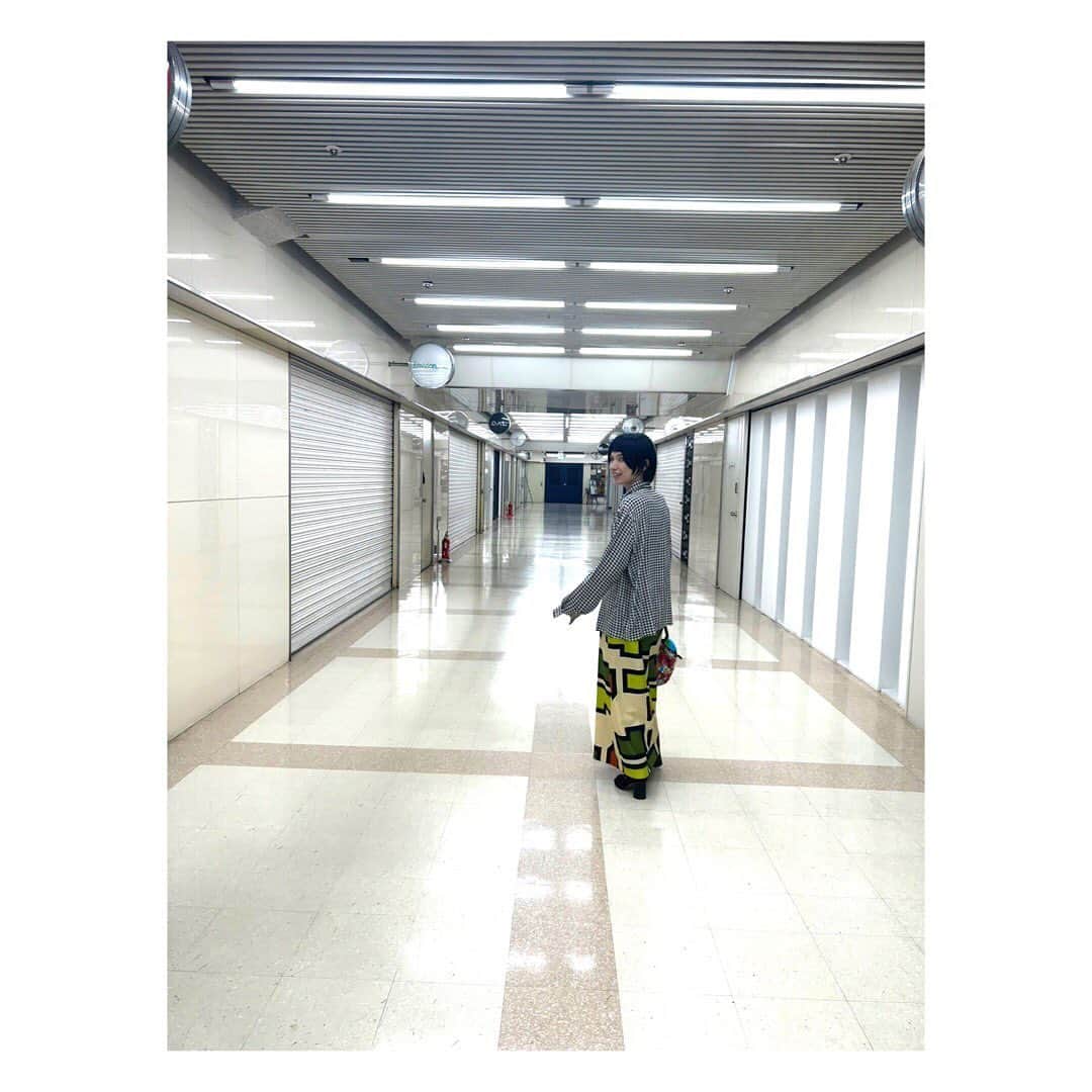 Superflyのインスタグラム：「こんにちは。 今日は朝からミックスチェック。8時！痺れる！けど、早起きだから気持ち良くて最高。  その後ジムに寄って帰って、充実の朝でありました。  今日はよく眠れそう。」