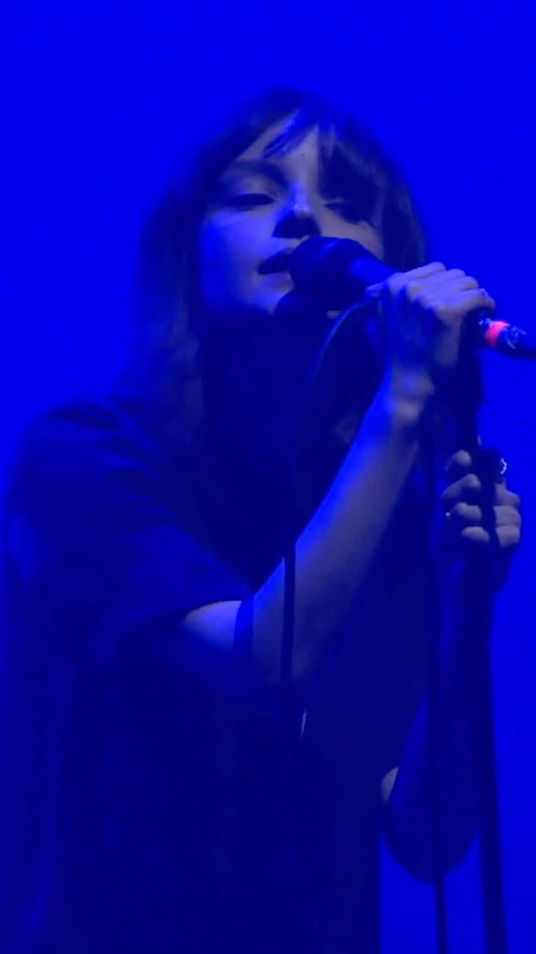 CHVRCHESのインスタグラム：「By The Throat (Live at Ancienne Belgique 2013) from The Bones of What You Believe 10 Year Anniversary release is out now ❌ Listen and watch at the link in bio.」