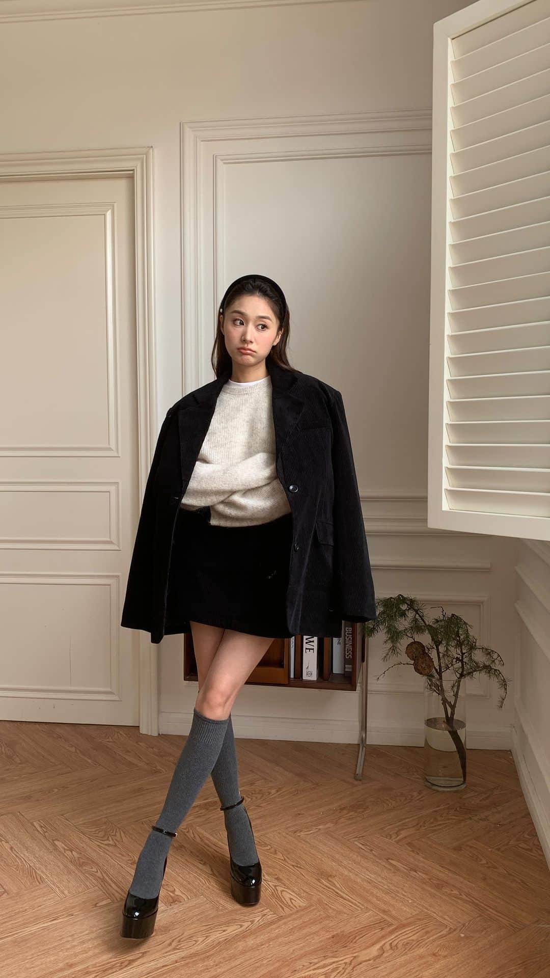 のインスタグラム：「new sample♡ over size jacket set up😎 秋冬の旬な着こなしを満喫しよう。」
