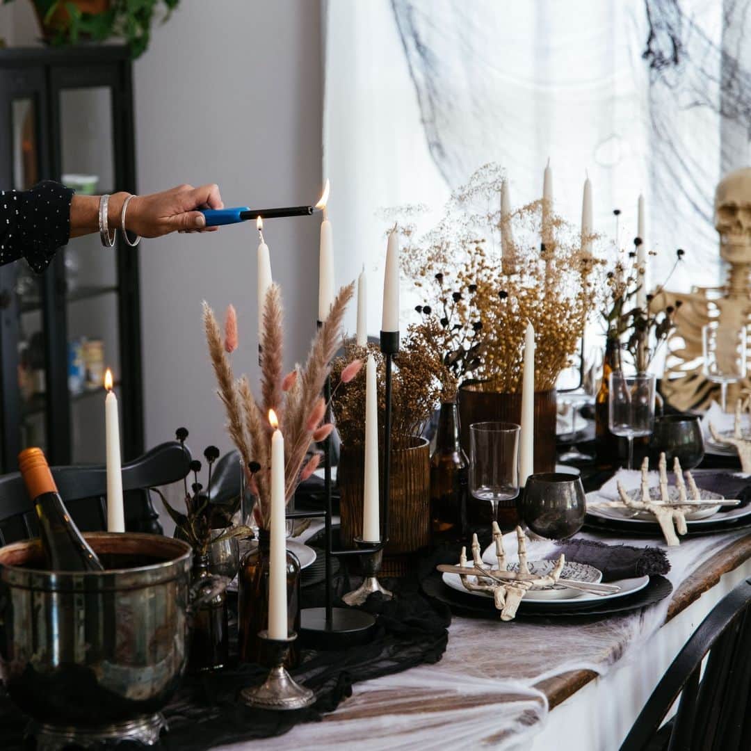 HGTVのインスタグラム：「No haunted house is complete without a spooky tablescape 💀⁠ ⁠ Delight your dinner guests with this creepy-chic twist on traditional Halloween decor. Swipe through for some inspiration, then head to the 👉 link in bio for our table-setting tips and tricks. #HGTVDesign⁠ ⁠ 📸: @jennieandrews」