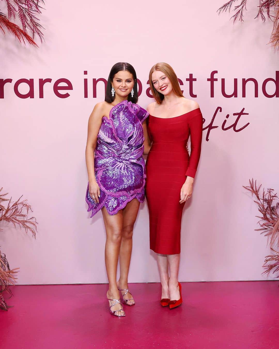 Larsen Thompsonのインスタグラム：「I’m humbled and honored to have been invited to the Rare Fund Impact Benefit Gala by @selenagomez❤️ Selena has always been one of my biggest inspirations and I deeply admire her authenticity, love, faith, and her dedication to driving awareness to mental health issues. BIG thank you to @paywithcatch for having me for such a special evening and doing your part in contributing to causes that will support future generations to come!!!」