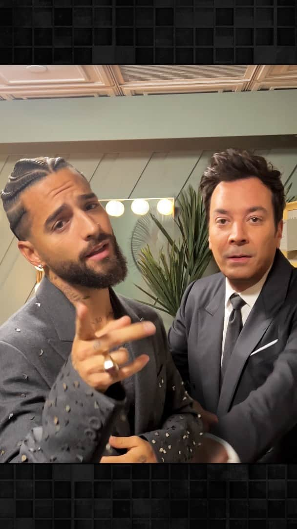 ジミー・ファロンのインスタグラム：「Según Quién Don Juan (@maluma) and Don Jimmy ✊✊✊💪 #FallonTonight」