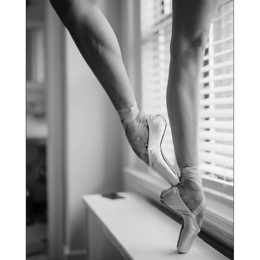 ballerina projectのインスタグラム：「Ballerina Project Instax Collections and remaining large format limited edition prints on sale now in our Etsy store to Friday 10/6. 𝘠𝘰𝘶 𝘤𝘢𝘯 𝘧𝘪𝘯𝘥 𝘰𝘶𝘳 𝘌𝘵𝘴𝘺 𝘴𝘵𝘰𝘳𝘦 𝘭𝘪𝘯𝘬 𝘰𝘯 𝘰𝘶𝘳 𝘐𝘯𝘴𝘵𝘢𝘨𝘳𝘢𝘮 𝘢𝘤𝘤𝘰𝘶𝘯𝘵 𝘱𝘢𝘨𝘦.」