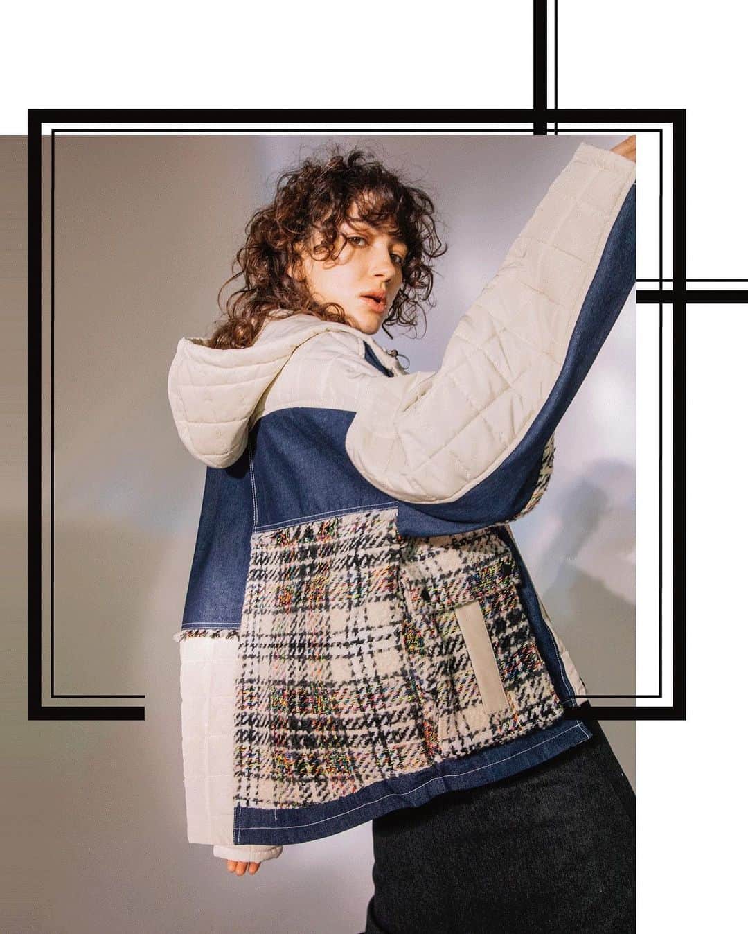 AULA AILAのインスタグラム：「【2023 FALL & WINTER COLLECTION】  TWEED COMBINATION HOODIE BLOUSON  COLOR OFF WHITE SIZE 0 ¥35,200  ✔️AULA AILA OFFICIAL WEB STOREにて発売中」
