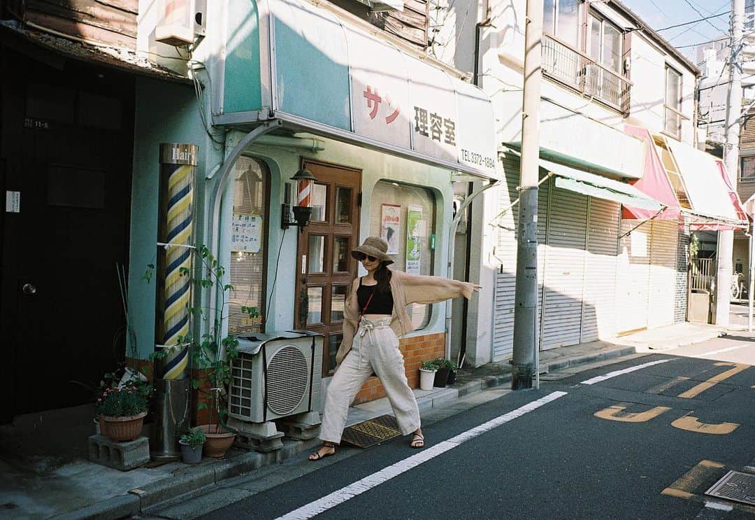 黒澤はるかさんのインスタグラム写真 - (黒澤はるかInstagram)「ぷぅ〜🏮 最近カレー率高めです 髪は切ってません 夏の思い出　ゆらゆらしてる」10月6日 12時00分 - haruka_offi