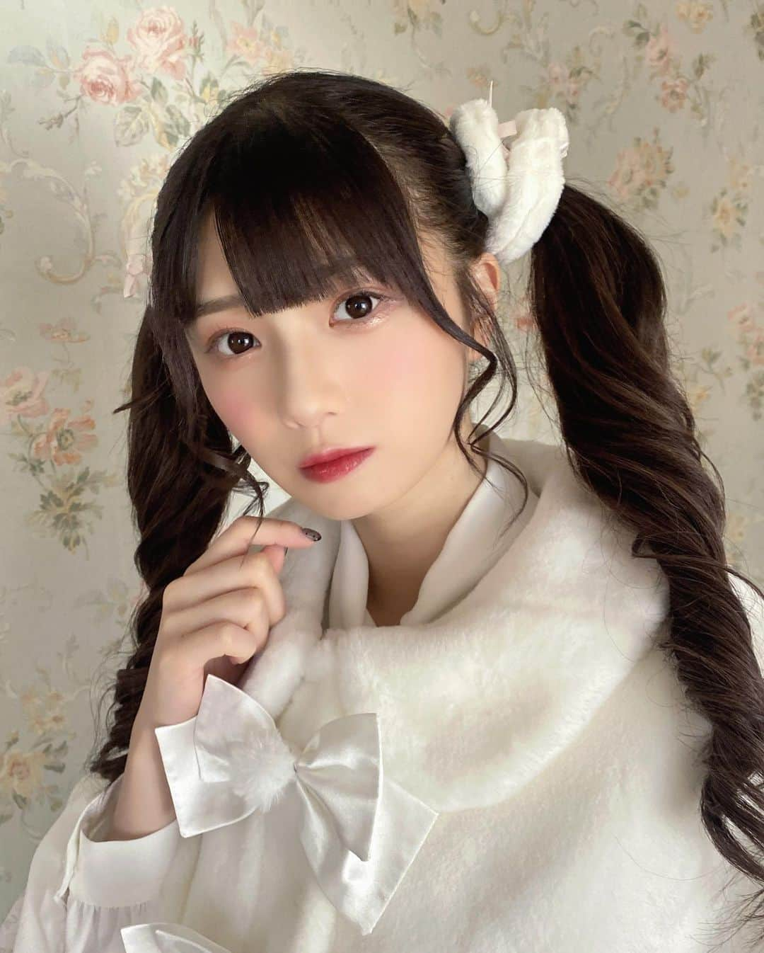 菅波美玲さんのインスタグラム写真 - (菅波美玲Instagram)「. .  🎀Ank Rouge AW Collection vol.4🎀  公式通販サイトAiland にて公開しました❣️❣️   https://ailand-store.jp/ankrouge/  とうとう10月6日に...！！ 可愛いモコモコがたくさんでニコニコ笑顔になっちゃいます‼︎  皆さん今日を楽しみにしてくださっていてとてもうれしいです。  たくさんお揃いしましょう💓」10月6日 12時07分 - suganami_mirei_