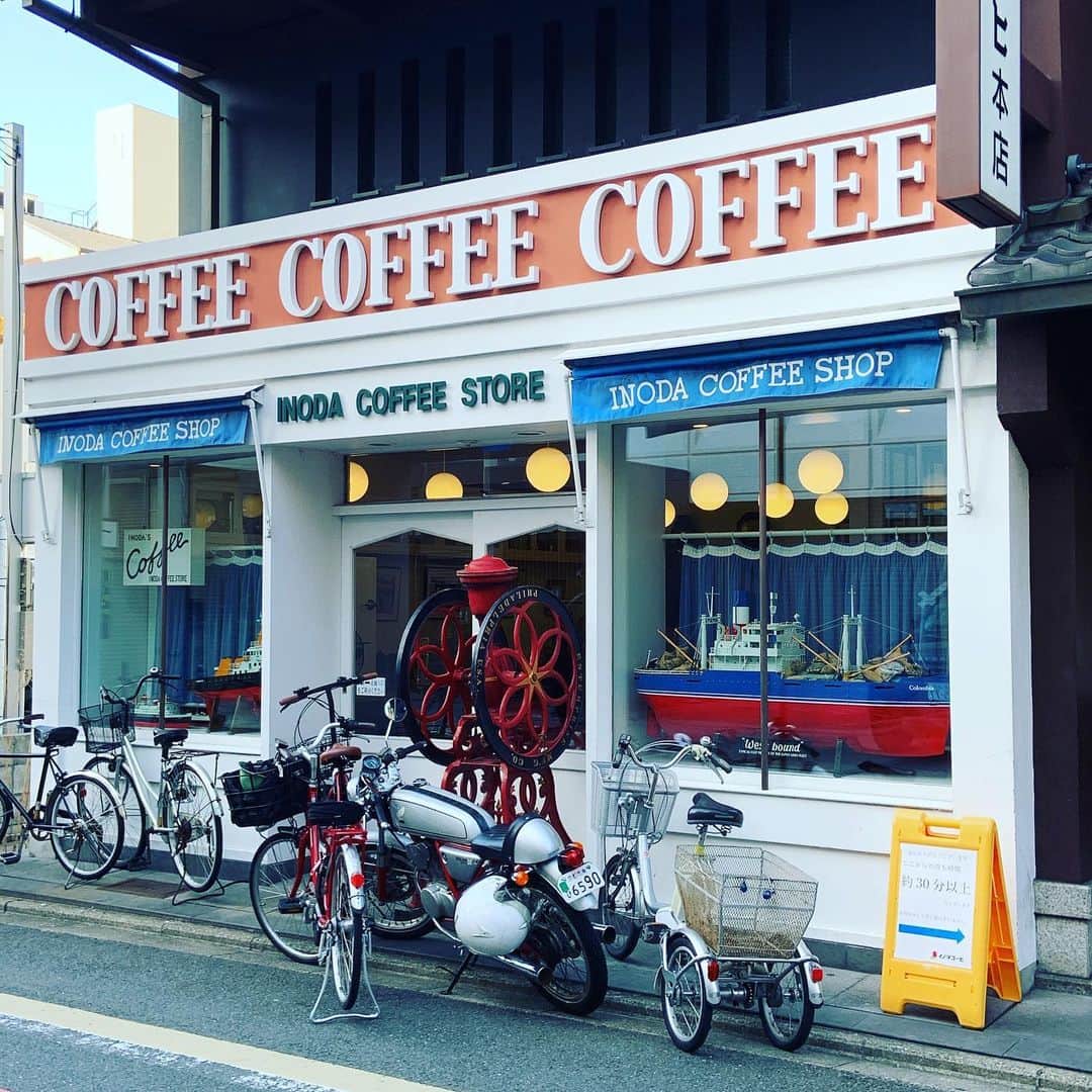 志摩有子さんのインスタグラム写真 - (志摩有子Instagram)「初秋の京都。朝ごはんをイノダコーヒで。 王道の喫茶店のモーニング。 気持ちのいい一日の始まりに感謝。  #京の朝定食 #イノダコーヒ #京都備忘録 #ariko旅」10月7日 0時22分 - ariko418