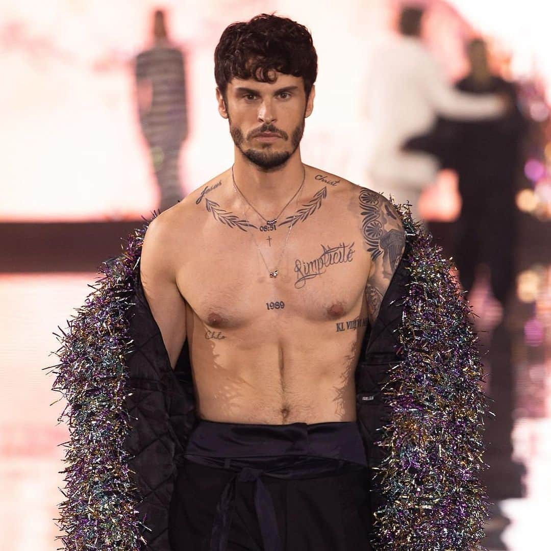 Baptiste Giabiconiのインスタグラム：「Memorable ✨ @lorealparis」