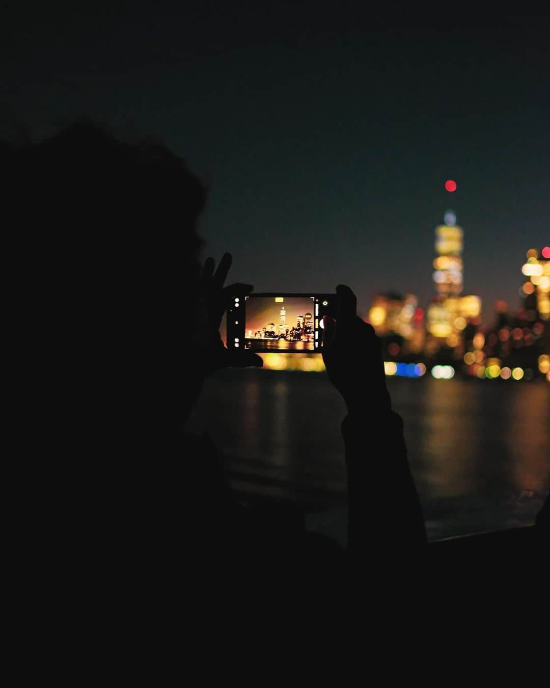 kaelさんのインスタグラム写真 - (kaelInstagram)「Sailing into New York at dawn. What an experience!  @vikingcruises #myvikingstory」10月6日 23時19分 - punkodelish