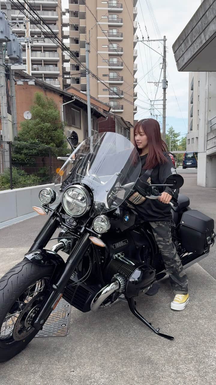 高木悠未のインスタグラム：「BMW身体ごと持ってかれた笑　　　　　　　　　　　　　#バイク #バイク女子 #bike #🏍」