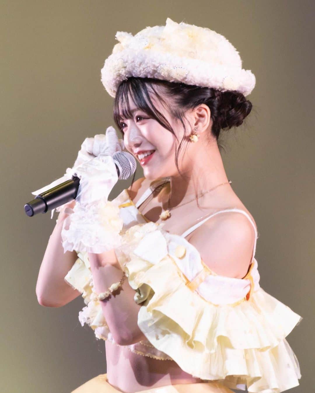坂田心咲さんのインスタグラム写真 - (坂田心咲Instagram)「. どの写真も素敵すぎてフォルダがいっぱい🥺♡  #NMB48_カメコ さん、ありがとうございます🫶🏻‪𓂃 𓈒𓏸  #NMB48 #坂田心咲 #アイドル #05 #jk #ljk #melotte #ロマンティックローズ #カメコ #NMB48LIVETOUR2023 #NMB4813thAnniversaryLIVE」10月6日 23時35分 - michapiiii_