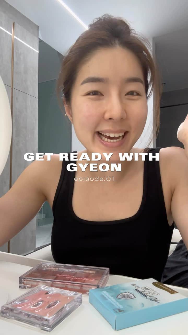 GYEON SEOのインスタグラム：「_* GRWM 🤪 . . แต่งหน้ากันนนน  #grwgyeon」