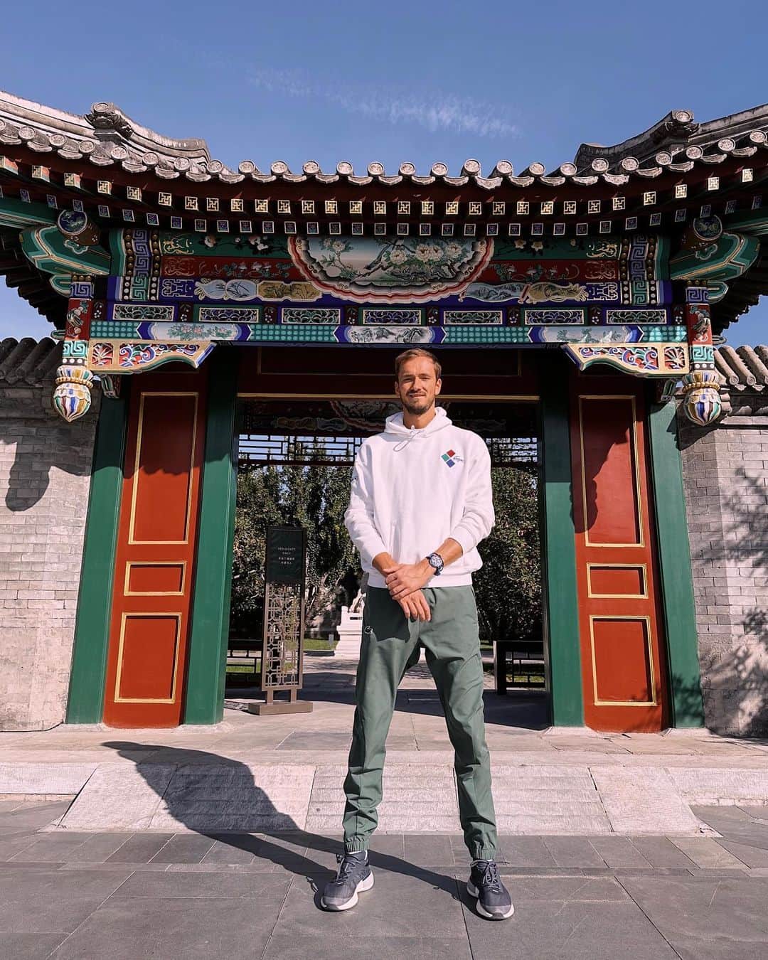 ダニール・メドベージェフさんのインスタグラム写真 - (ダニール・メドベージェフInstagram)「Bye bye Beijing. See you tomorrow in Shanghai. // Пекин до скорого. Увидимся завтра в Шанхае.」10月7日 0時13分 - medwed33