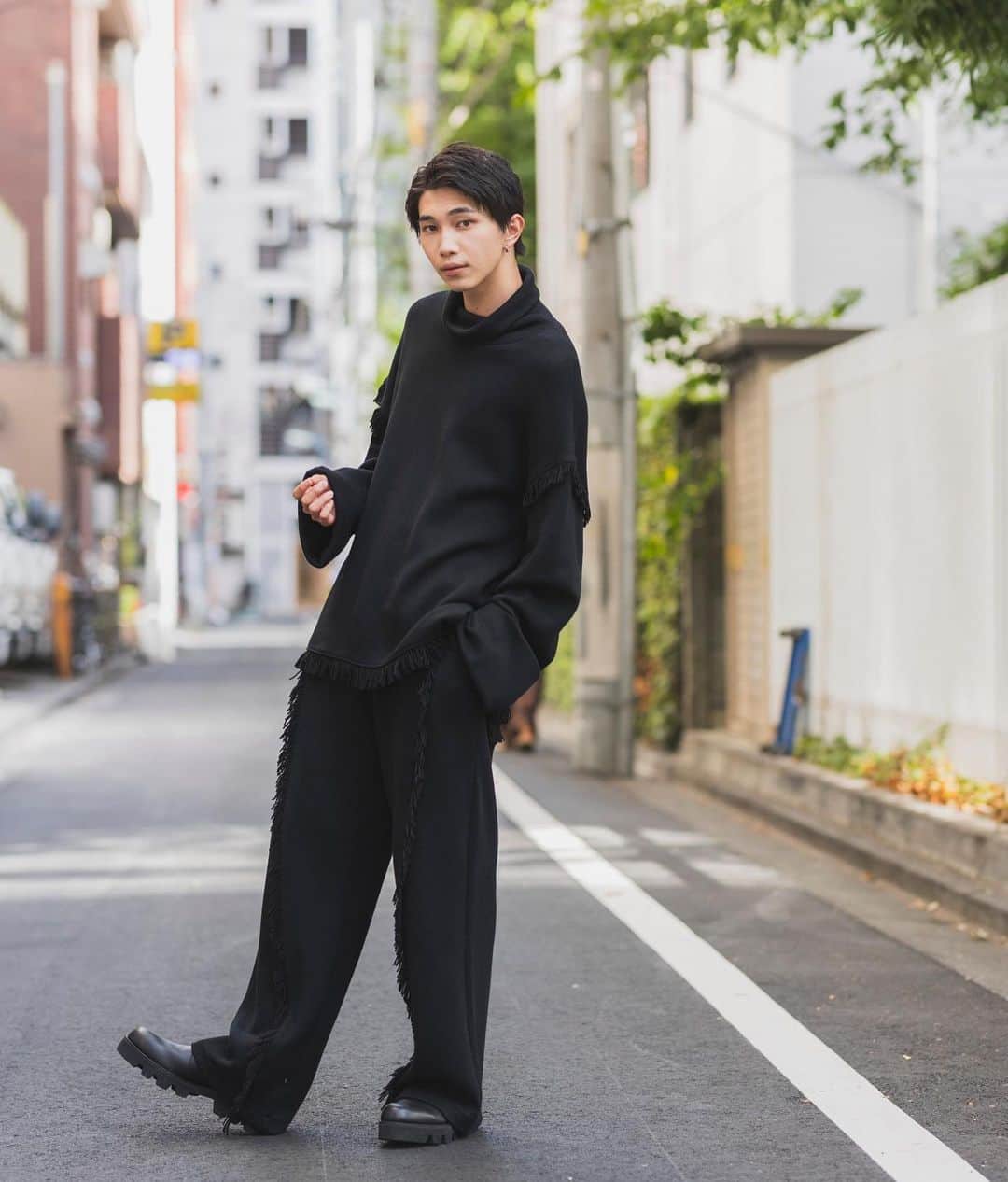 吉田ナオキのインスタグラム：「雑誌「awesome！ vol.62」  #遠藤健慎 #スタイリング」
