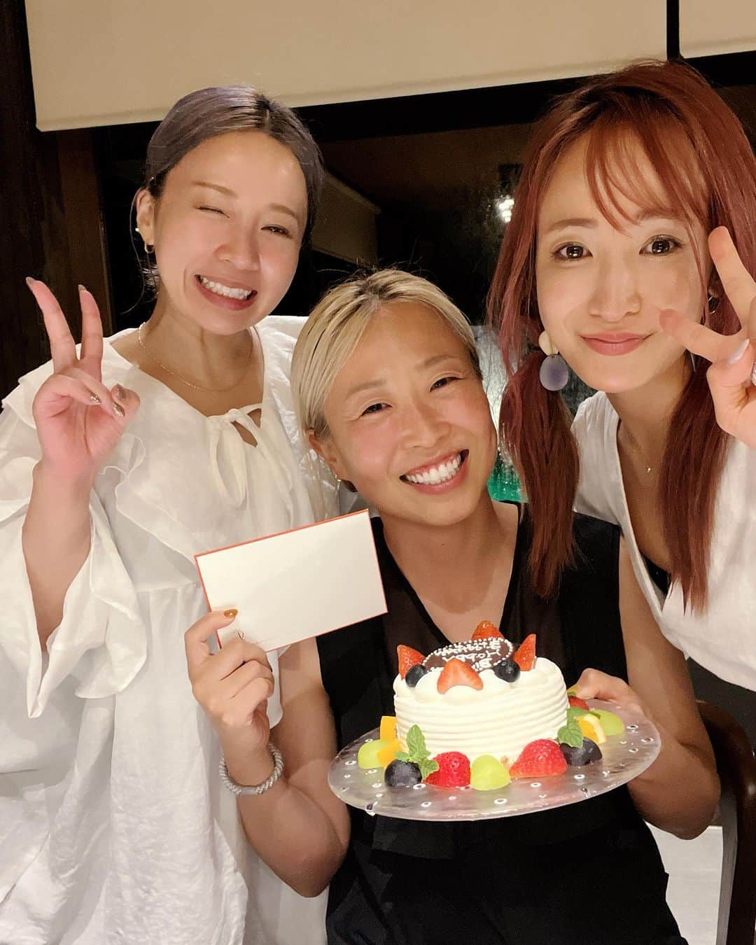 千波のインスタグラム：「2023夏#8  そろそろ私の夏もラストスパート🏃‍♀️🏝️  まなみちゃんB.Dで 京都の天橋立離宮 星音  クルージングしてたら 自衛隊の大きな船🚢が居て 自衛隊の方達が出てきて手を振ってくれた👋 なかなかできない経験✨ かっこよかったーー....🥺🩵🩵🩵  @cheko143  @yumechanlovery  ラブだよありがとう♡  お世話になったホテル @marinetopia__resort  クルージング @marinetopia_marina」