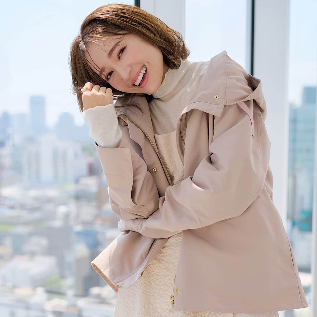 のインスタグラム：「_ chay meets Couture Brooch by Mountain parka ⁡ ˗˗˗˗˗˗˗˗˗˗˗˗˗˗˗˗˗˗˗˗˗˗˗˗˗˗˗˗˗˗˗˗˗˗˗˗˗˗˗˗˗˗˗˗˗˗˗˗˗˗˗˗˗˗˗˗˗˗˗˗˗˗˗˗˗˗˗ ⁡ 『愛され♡マンパ』 feat #chay さん ( @chay1023_official ) ⁡ ⁡ かわいいが叶うこだわりの定番マンパ 秋の心地よい寒さがおとずれる季節が到来。 ⁡ マンパをメインにしたスタイルを シンガーソングライター・モデルとして活躍中のchayさんが 着こなしを披露してくれました。 ⁡ ⁡ 特集ページは プロフィールTOPのリンクよりご覧ください🔗 → @couturebrooch_official  ⁡ ˗˗˗˗˗˗˗˗˗˗˗˗˗˗˗˗˗˗˗˗˗˗˗˗˗˗˗˗˗˗˗˗˗˗˗˗˗˗˗˗˗˗˗˗˗˗˗˗˗˗˗˗˗˗˗˗˗˗˗˗˗˗˗˗˗˗˗ ⁡ 🏷️508-47012 ¥9,957(tax in) 【S-LL/秋の愛されマンパ】ライナー付きマウンテンパーカ ⁡ ˗˗˗˗˗˗˗˗˗˗˗˗˗˗˗˗˗˗˗˗˗˗˗˗˗˗˗˗˗˗˗˗˗˗˗˗˗˗˗˗˗˗˗˗˗˗˗˗˗˗˗˗˗˗˗˗˗˗˗˗˗˗˗˗˗˗˗ ⁡ #chay さん #couturebrooch  #クチュールブローチ  #マンパ #マウンテンパーカー  #愛されマンパ」