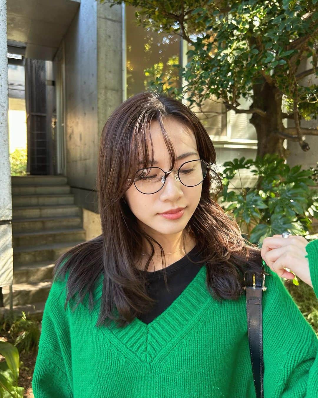 大伴理奈さんのインスタグラム写真 - (大伴理奈Instagram)「💚 たくさん載せてみる。 メガネありなし👓」10月6日 16時08分 - rina_otomo