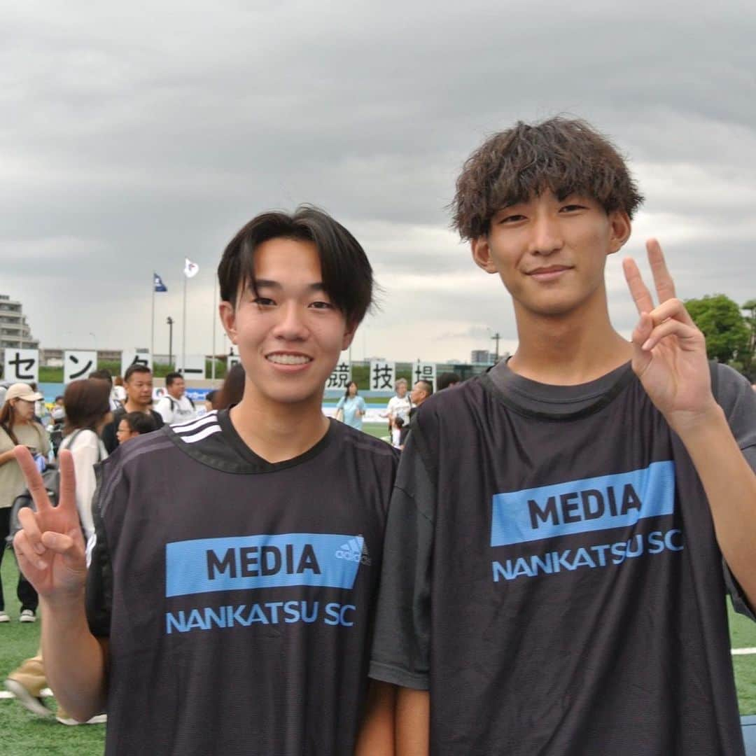 東京スポーツ・レクリエーション専門学校さんのインスタグラム写真 - (東京スポーツ・レクリエーション専門学校Instagram)「2023 / 10 / 1 (日) 南葛SCで実習するスポーツビジネス科の学生の様子です👫  最終節ということで、学生が提案したフェイスペイントは 大賑わいでした🙌🏻（動員数：1,905人）  南葛SCではTSRの卒業生も活躍中です✨ （投稿8枚目、右から） マネージャー　木幡さん 　▷スポーツビジネス科卒 アシスタントフィジカルコーチ　坂下さん 　▷スポーツトレーナー科卒 チーフトレーナー　藤田さん 　▷アスレティックトレーナー養成科卒  #南葛sc #東京スポーツレクリエーション専門学校  #スポーツ #スポーツの仕事 #スポーツビジネス #スポーツトレーナー #アスレティックトレーナー  #スポーツアナリスト #専門学校 #専門学生」10月6日 16時30分 - jikeitsr