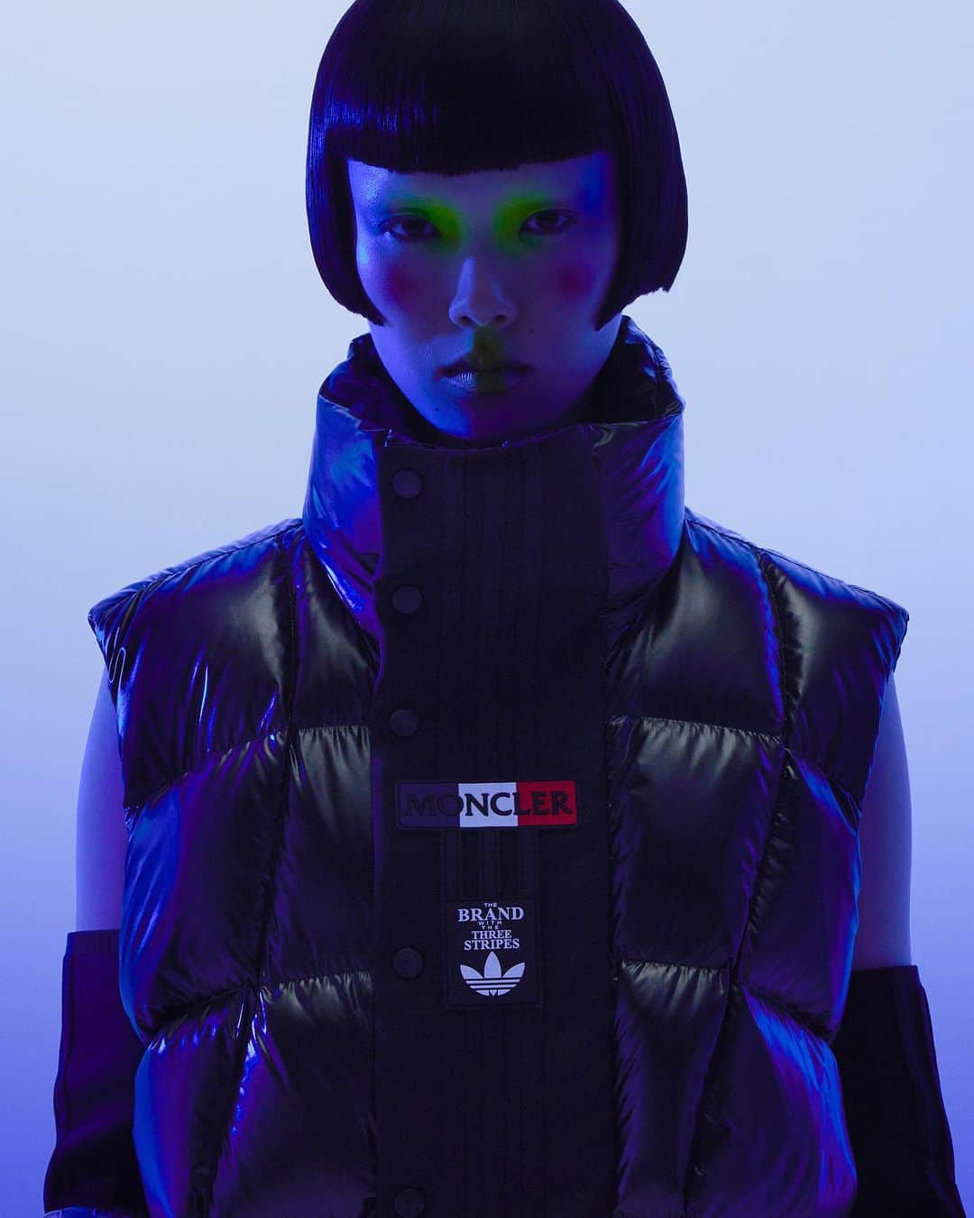 DOVER STREET MARKET GINZAさんのインスタグラム写真 - (DOVER STREET MARKET GINZAInstagram)「Moncler x adidas Originals now available at Dover Street Market Ginza 3F @MONCLER @adidasoriginals @doverstreetmarketginza」10月6日 16時33分 - doverstreetmarketginza