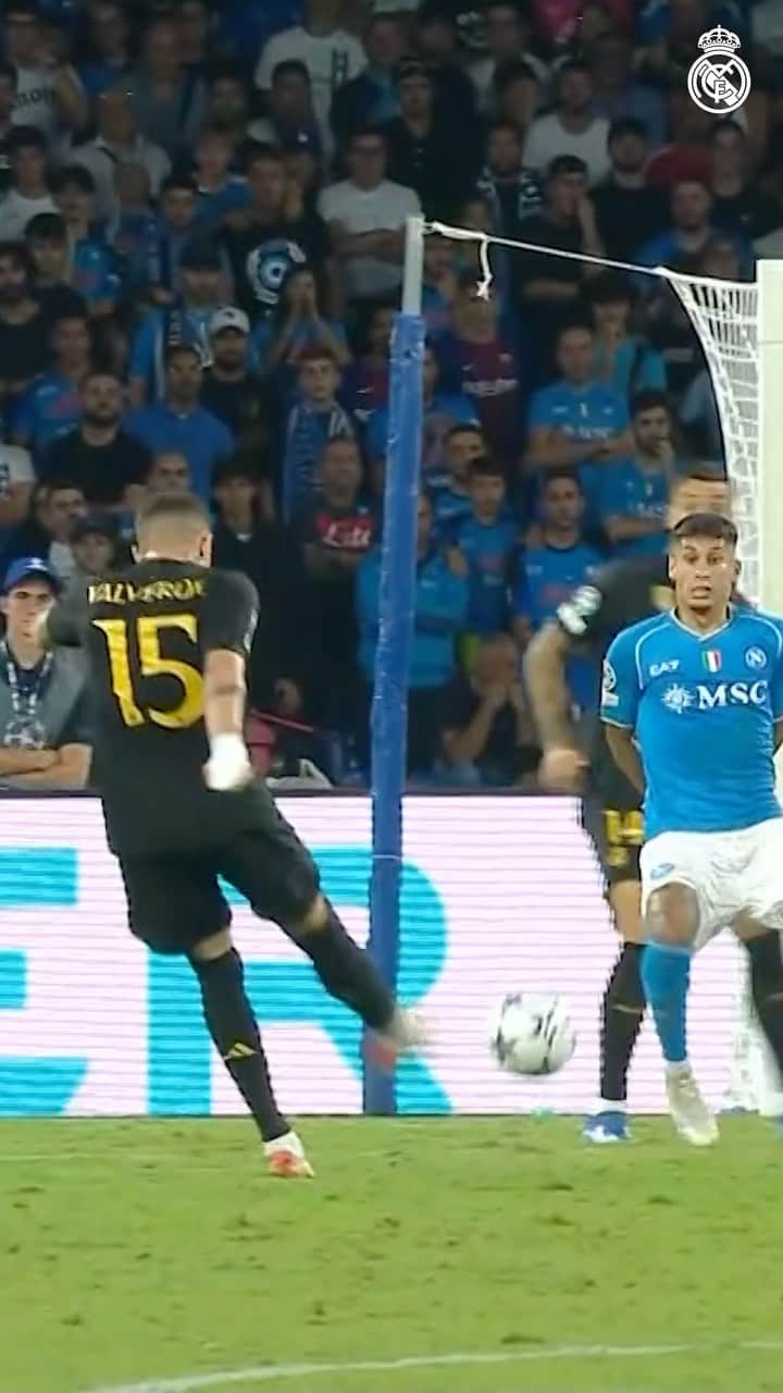 のインスタグラム：「⚡ Winning goal, level: PRO ⚡ 💣 CAÑONAZO VALVERDE ®️ #UCL」