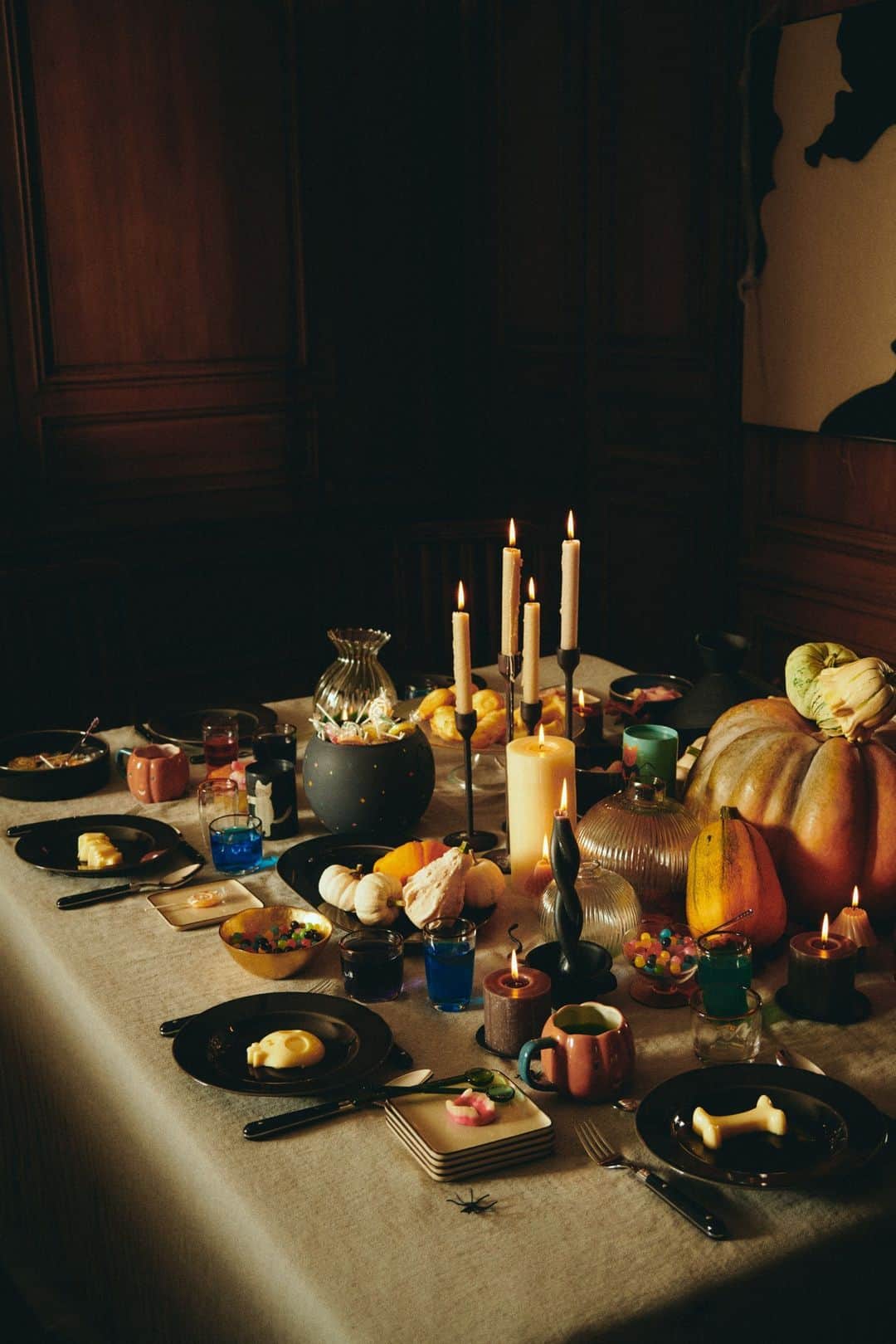 Zara Homeのインスタグラム：「TRICKS & TREATS • Discover our new Halloween collection for the little ones and get ready for the scariest day of the year! 👻 Find out more at zarahome.com」