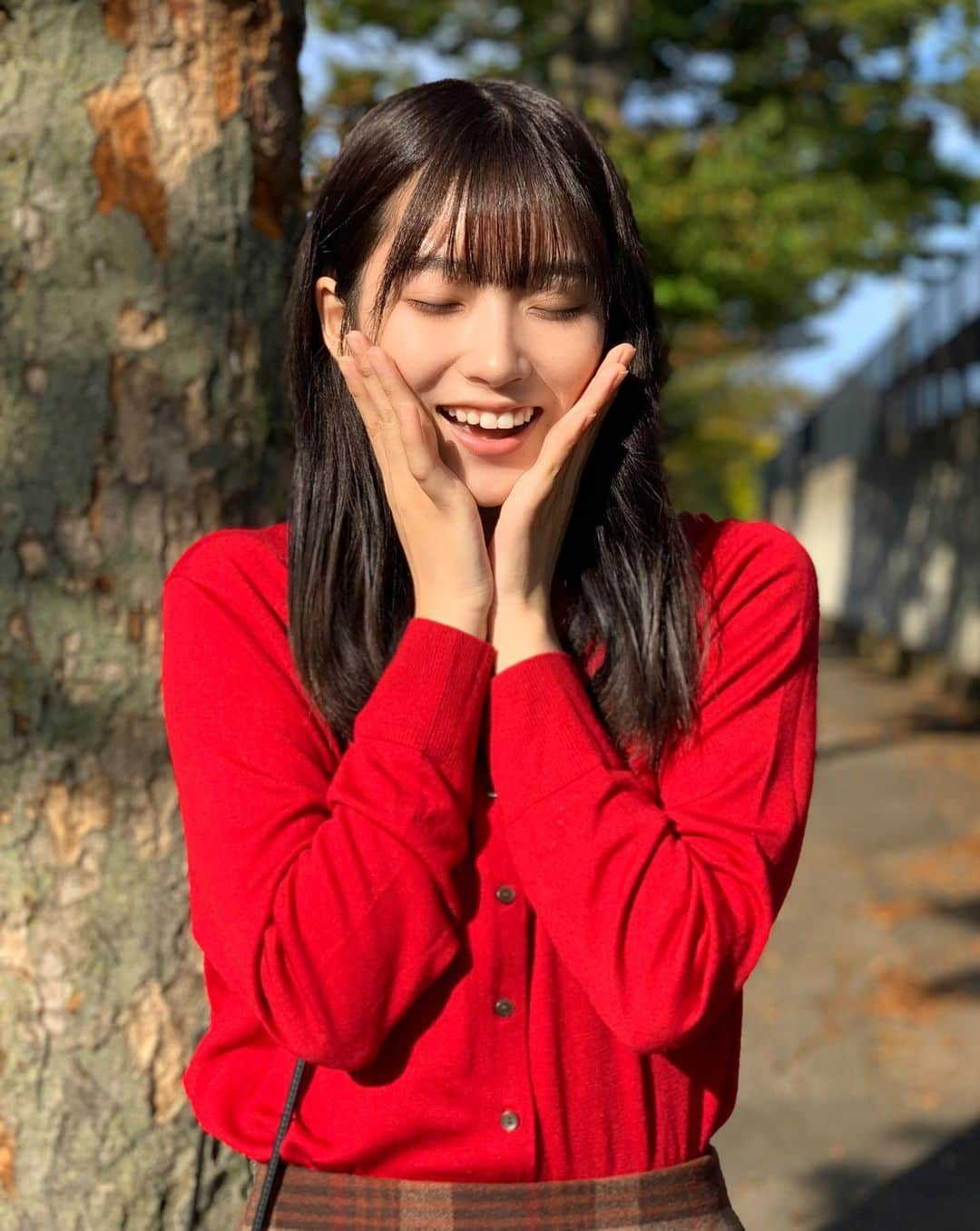 片岡凜さんのインスタグラム写真 - (片岡凜Instagram)「20歳になりました。振り返らずとも19歳は試練の年でした。20歳と19歳の境目なんか感じませんが、誰かが倒れてたら起こしてあげられるシンプルにそんな人でいたいと思います。」10月6日 17時37分 - _rimgramm__