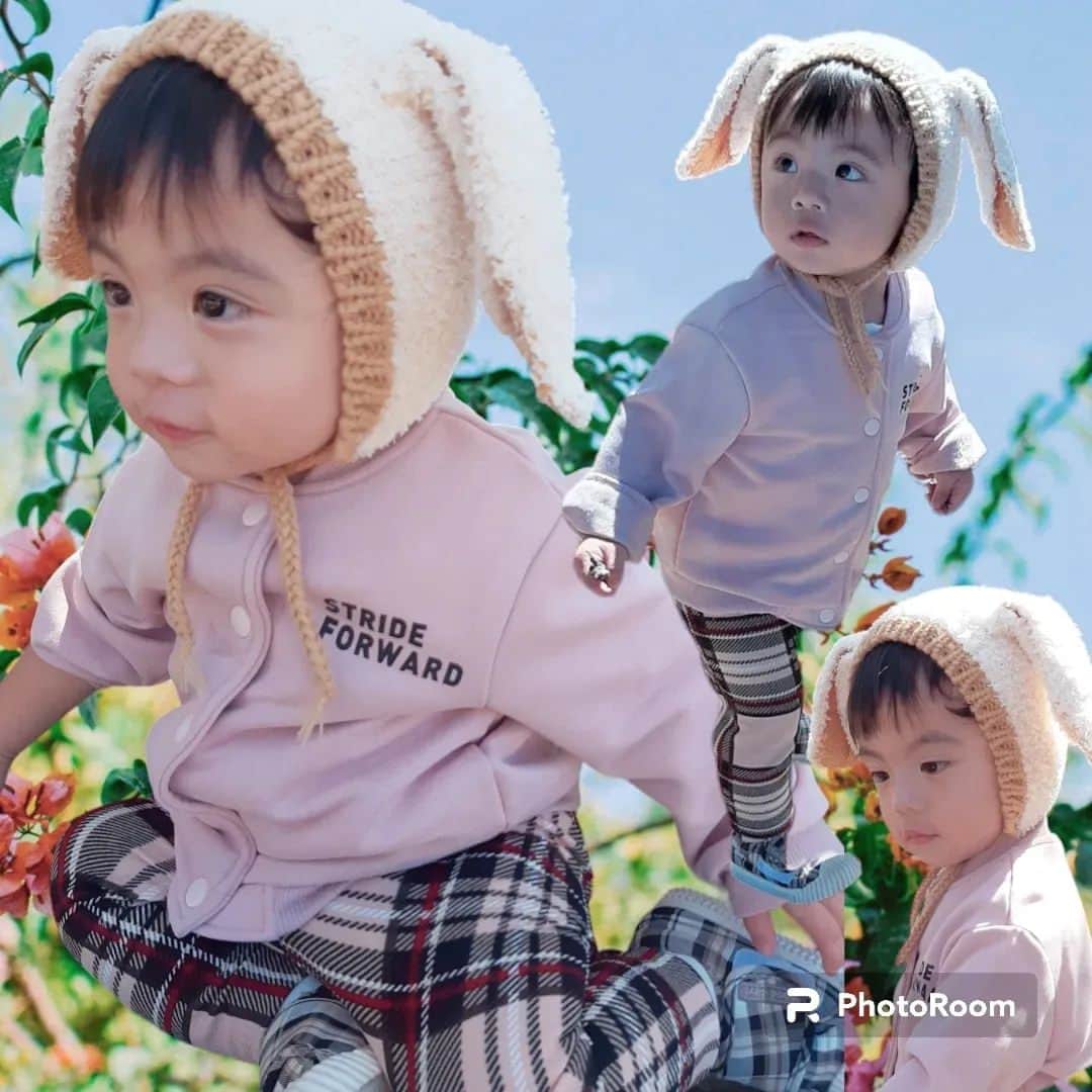 友利愛美のインスタグラム：「🌿🤎pyon!!!🐇🤎🌿  天気が良くて飛び出しなくなった日☀  うさぎさんと朝さんぽ🥰🥰 朝はめちゃ寒いよねぇ〜  ブランケットだしました〜🍁  でも、昼はあつくて、たいちゃんも半袖で昼寝してたよん！☀  服装むずかすぃー！！！秋だねぇ、秋は一瞬だから噛み締めますえ〜🍁  皆様も寒暖差にお気をつけくださいませ♥  🐇💕💕💕💕💕💕💕💕💕  #babyboy#男の子ベビー#成長記録 #1歳5ヶ月#むすこふく#おさんぽ #公園遊び#公式たまひよグラマー」
