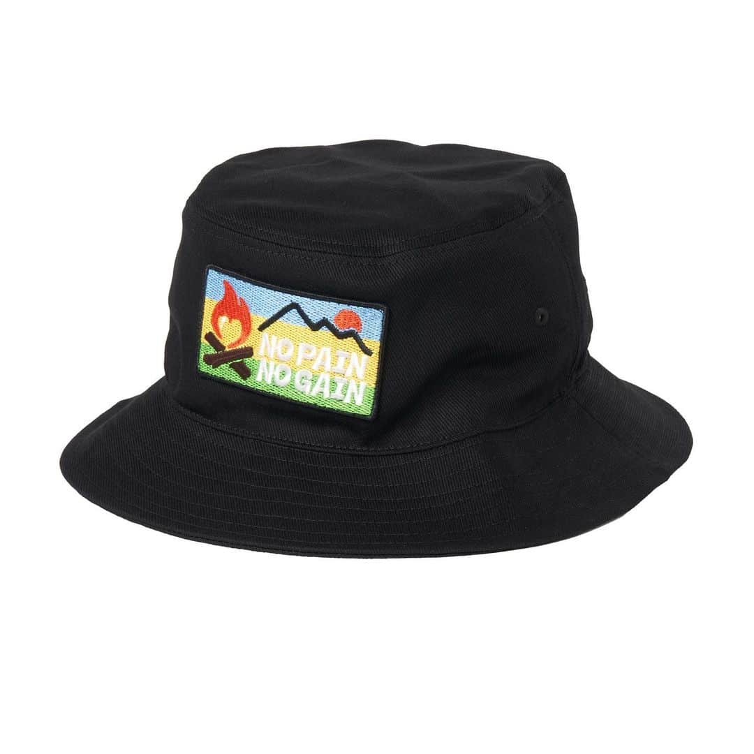 のインスタグラム：「24karats×数原龍友 コラボレーション第4弾 NO PAIN NO GAINアイテムラインナップ公開！  NPNG Patch Bucket Hat PRICE：￥6,600 COLOR：Black SIZE：M/L  ■販売日 10月28日(土)、29日(日)  ■開催時間 11:00-18:00  ■販売場所 the 508 山梨県南都留郡山中湖村平野508-113  24KARATS ONLINE STORE https://verticalgarage.jp/NPNG_2023  イベント期間の10月28日(土)～29日(日)24karats ONLINE STOREでもアパレル商品の販売致します。 ONLINE STOREでの販売は10月28日(土)12:00から販売致します。  ■販売日 10月28日(土)、29日(日)  ■開催時間 11:00-18:00  ■販売場所 the 508 山梨県南都留郡山中湖村平野508-113  ■イベント入場について 今回イベント会場が遠方になる為、チケット当選者の方へ往復バスチケットのご案内を別途させて頂きます。 ※往復バスチケットは数に限りがございますので予めご了承ください。 ※往復バスチケットは別途料金が発生いたします。  ■ticketbook受付期間 10月6日(金)15:00～10月9日(月・祝)23:00  詳細につきましてはticketbookをご確認下さい。 https://uat.e-ticketbook.com/nopain-nogain/2310-tb/  @generations_official @24karatsofficial  #24karats #数原龍友 #generations #nopainnogain」