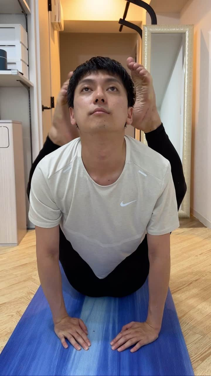 森祐介のインスタグラム：「🧘‍♂️🧘‍♂️🧘‍♂️ . w / @maimai_yoga @nozominski  @malmach_yoga」