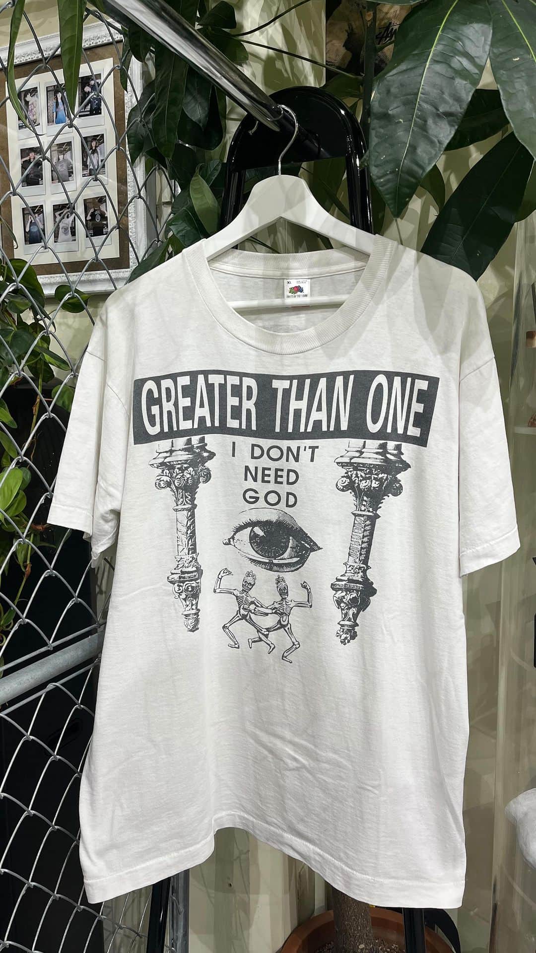ジャムルのインスタグラム：「NEW ARRIVAL❤️‍🔥 . #jammru #大阪古着屋#心斎橋古着屋#usedmix #vintagetshirt #vintagetee #vintagebandtee #osaka  #fashion  #streetstyle  #streetfashion  #vtg  #vintage  #used  #usedclothing  #古着 #古着屋 #ファッション #70s #80s #90s」