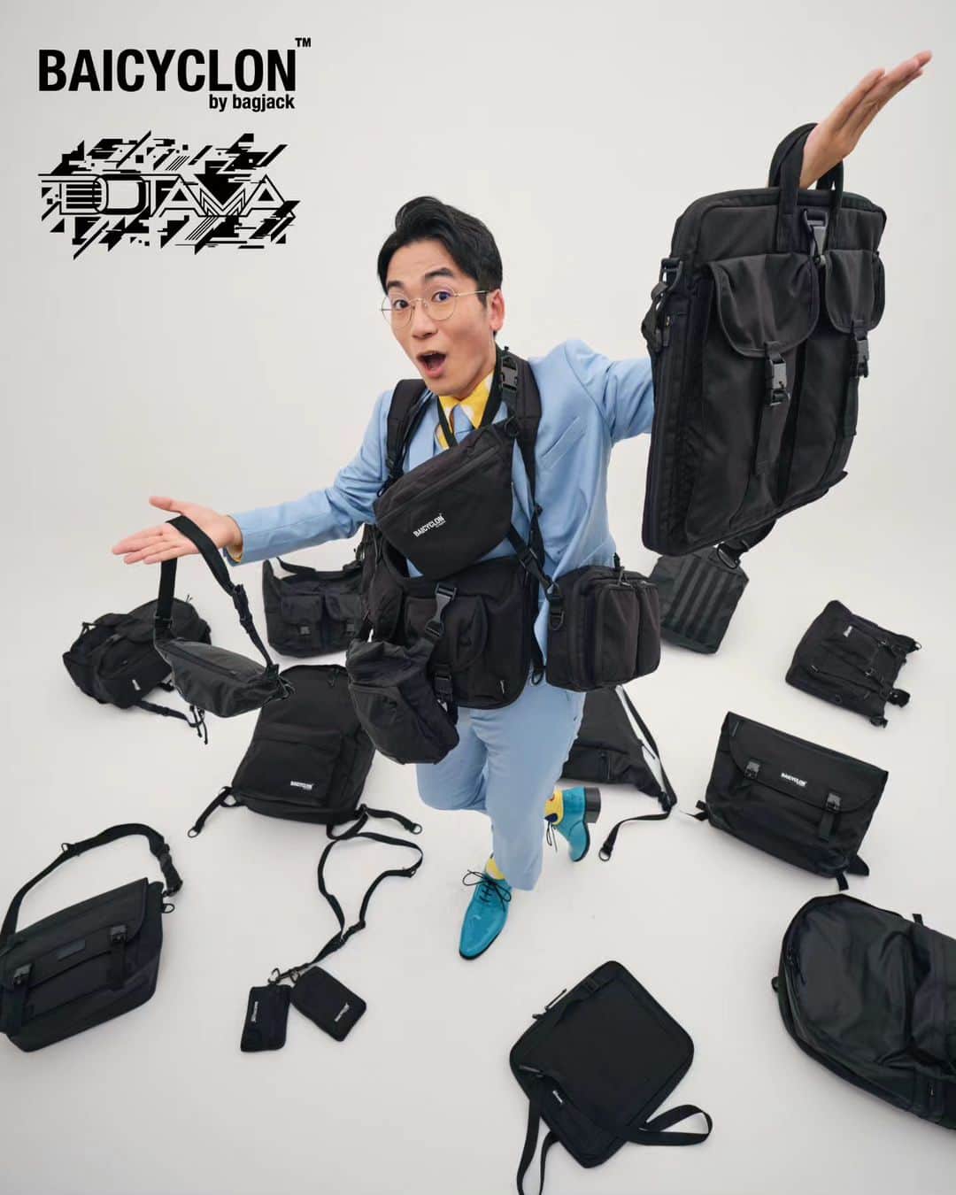 DOTAMAさんのインスタグラム写真 - (DOTAMAInstagram)「バッグのメーカー「bagjack」さんのブランド「BAICYCLON」のモデルを務めさせて頂きました！素敵なバッグに囲まれ目移りしてしまいました・・誠に有難うございます！  https://baicyclon.jp」10月6日 18時57分 - dotamatica