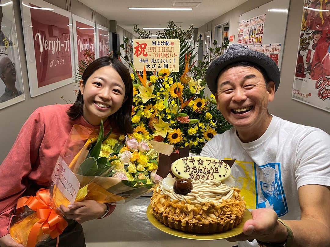 のインスタグラム：「ごぜん様さま　木曜日金曜日 ありがとうございました😊  と同時に、29歳の誕生日。 皆さんから沢山のメッセージ、とても嬉しかったです✨  20代ラストイヤー 全力で頑張ります！！」