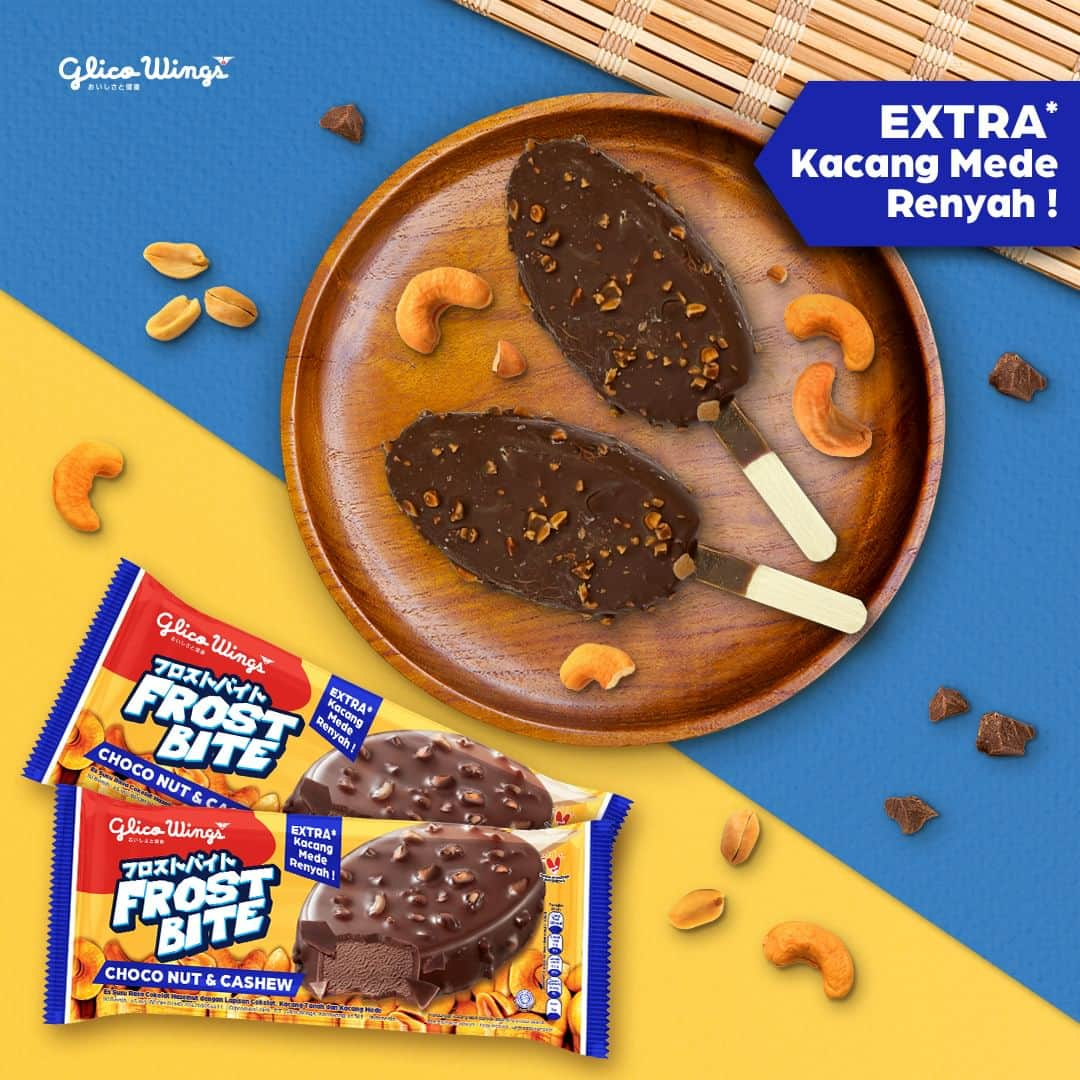 Glico Wingsのインスタグラム：「Emang boleh secokelat ini? 😍 Ini dia Frostbite Choco Nut & Cashew, es krim cokelat Jepang dengan perpaduan es krim cokelat dan hazelnut dibalut lapisan cokelat crispy dan taburan kacang mede renyah~  #FrostbitePower #FrostbiteChocoNutCashew #GlicoWings #EsKrimJepang」