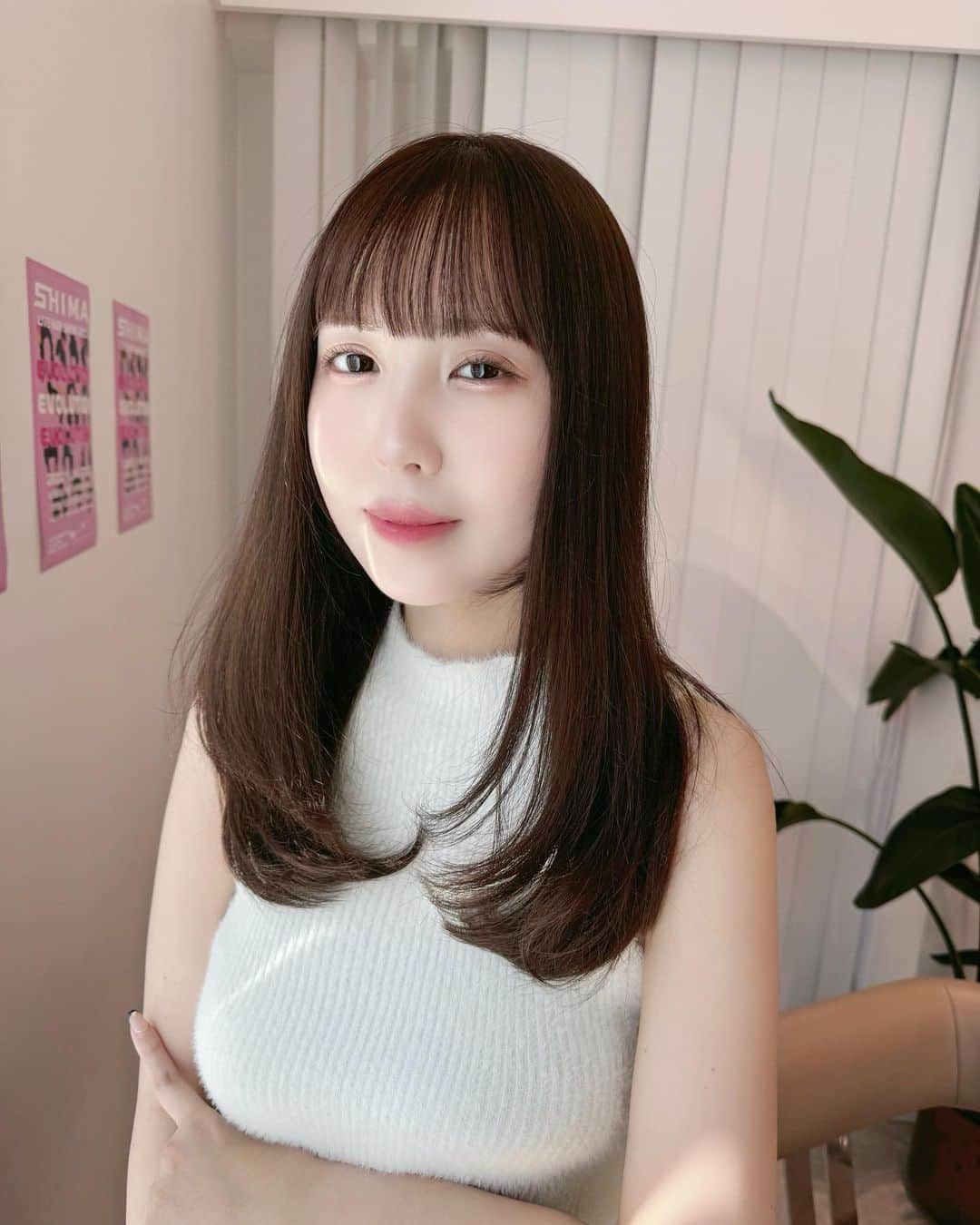 ゆりなさんのインスタグラム写真 - (ゆりなInstagram)「前髪を重めぱっつんにしてみました🐰♡」10月6日 19時03分 - riri_yurina