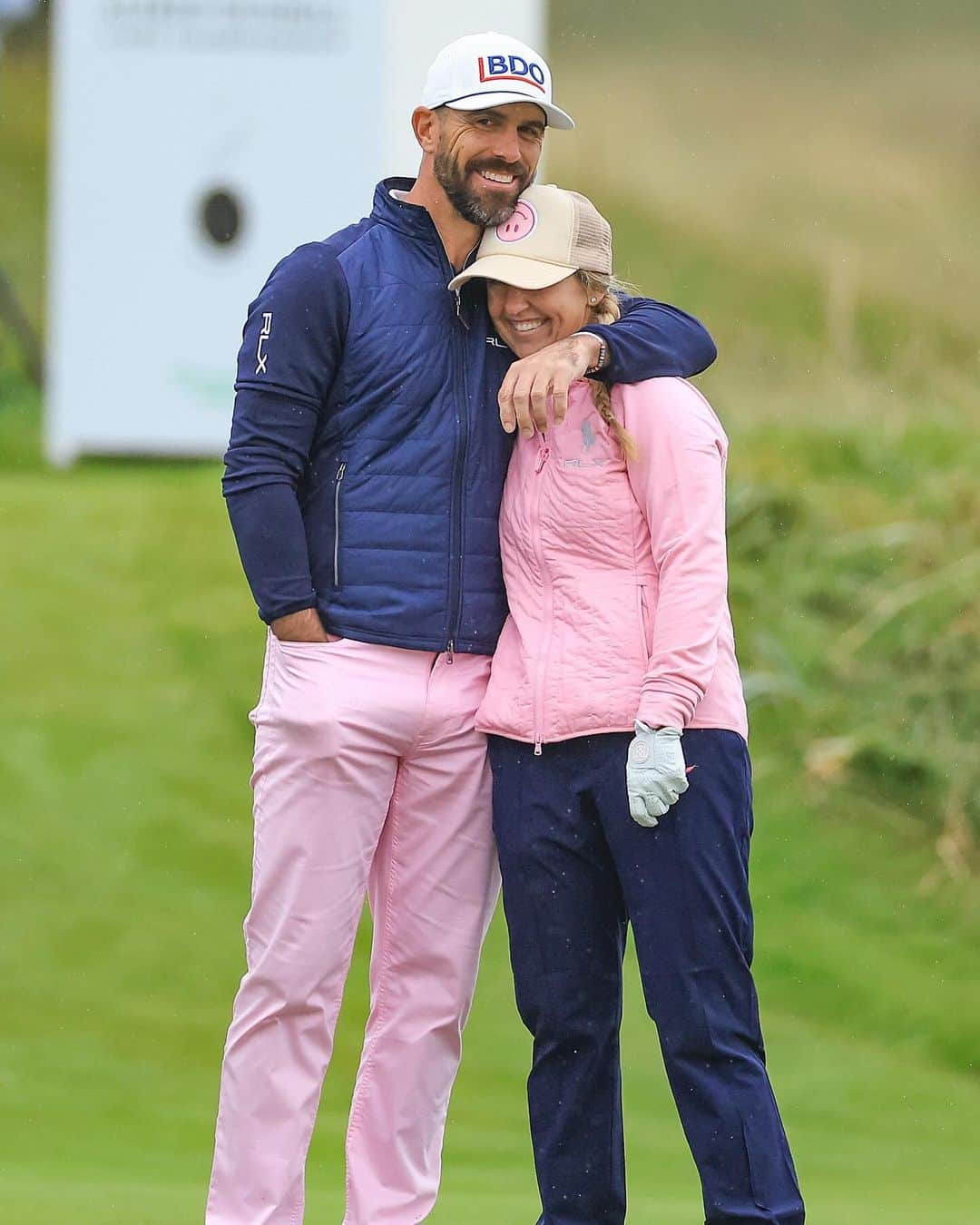 ビリー・ホースケルのインスタグラム：「Billy and Brittany, the first husband and wife to tee it up together on Tour. #dunhilllinks」