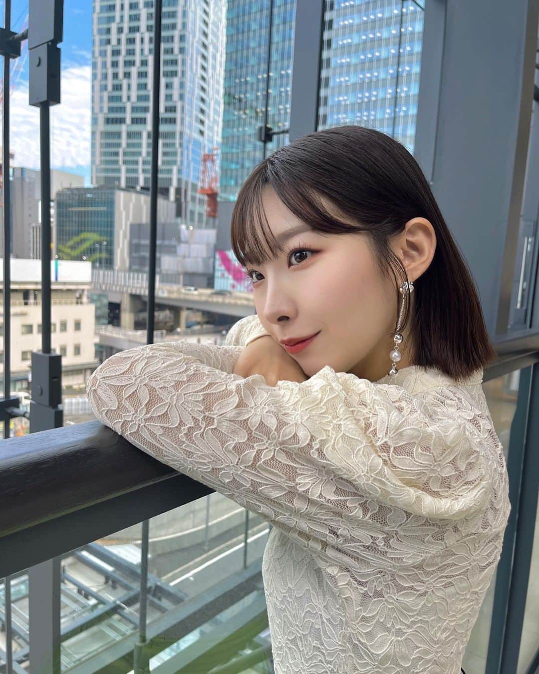 岩佐美咲のインスタグラム：「今日はどんな１日でしたか🐶？？　　　　　　　　　　　　　　　　 　　　　　　　　　　　　　　　　　　　　　　　　　　　　　　　　 チャイナモチーフの服大好き〜〜〜〜〜　　　　　　　　　　　　　 　　　　　　　　　　　　　　　　　　　　　　　　　　　　　　　　 　　　　　　　　　　　　　　　　　　　　　　　　　　　　　　　　　　 #リリーブラウン #マーキュリーデュオ #私服 #ファッション #コーデ #洋服 #服 #秋服 #lilybrown #mercuryduo #ootd #fashion」