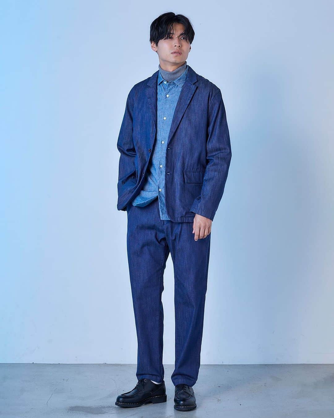のインスタグラム：「.  JAPAN BLUE JEANS 2023 Autumn & Winter Collection  OUTER SHIN DENIM Tailored Jacket  BOTTMS SHIN DENIM Easy Tapered  その他　参考商品　  @denimlabo_web   #japanblue #japanbluejeans #kojima #Kurashiki #okayama #denim #jeans #indigo #aging #madeinjapan #madeinokayama  #ジャパンブルー  #ジャパンブルージーンズ #児島 #倉敷 #岡山 #日本製」