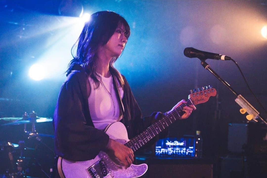 森脇加奈子のインスタグラム：「🔹  #Faulieu #band #girlsband  #rock #rockband #musician #show #live #livephotography #photogaphy #vocal #guitarvocal  #guitarist #guitarplayers #guitar #telecaster #Fender #Fenderamerican #japanese #japanesegirl  #tagsforlikes #followme #tfl  #일본 #팔로우미 #粉我」