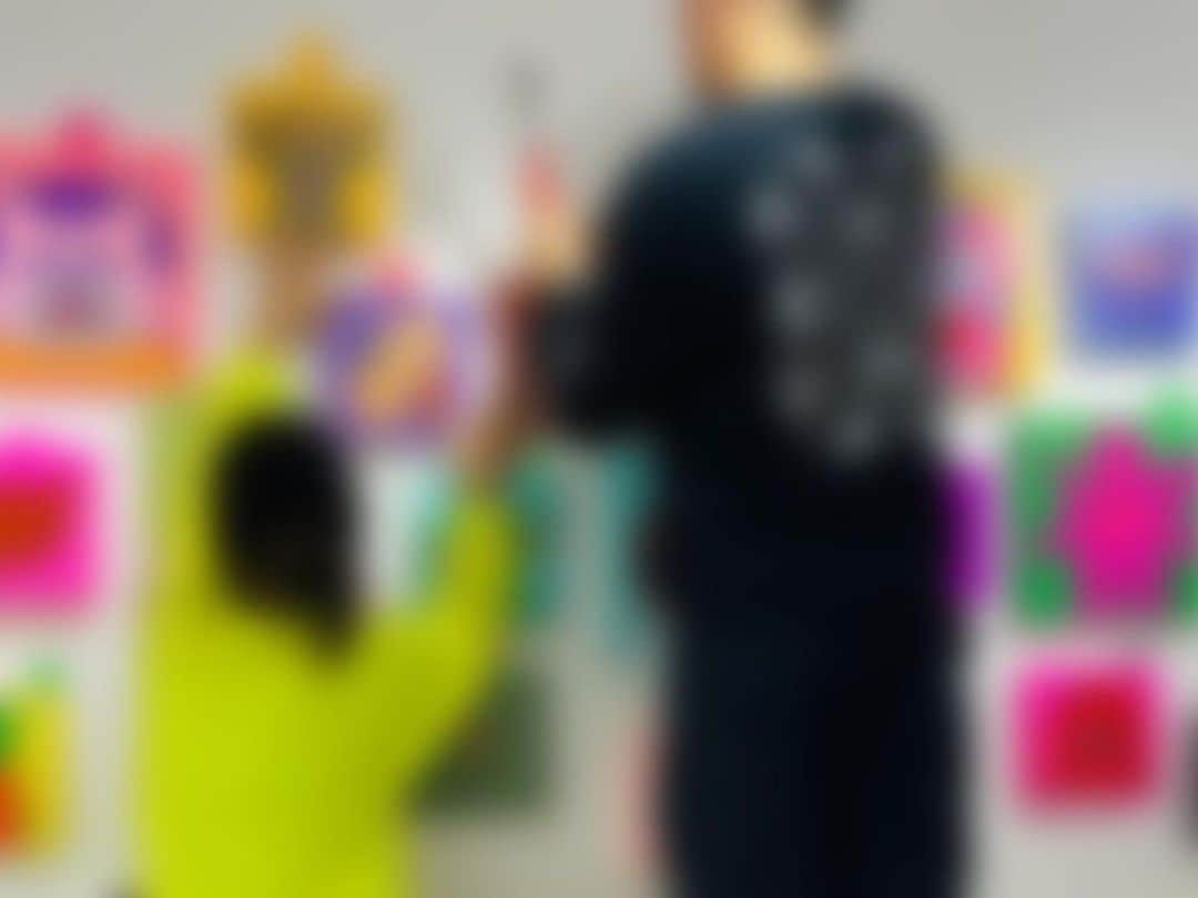 デハラユキノリさんのインスタグラム写真 - (デハラユキノリInstagram)「明日からの個展のお知らせ 『キャラクターと肖像画』 は絵画展なので特に購入制限はございません。オープン時にお並びの方がいる場合は順番に数分おきに入っていただきます。 10/7(土)13:00オープン モグラグギャラリー  DEHARA×LEEEEEE TOYのコラボソフビのみ一人一点までです。二種類ありますが買えるのはどちらかです。  一部絵画とソフビがセットになっているものもございます。  #deharayukinori  #mograggallery」10月6日 19時51分 - deharayukinori