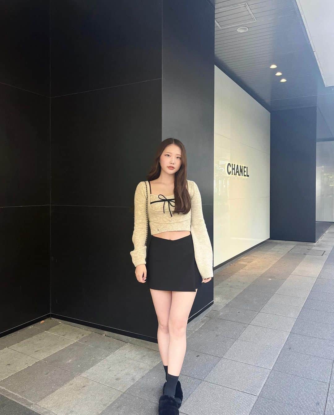 権隨玲のインスタグラム：「私は私らしく好きな事して生きよう♡  秋冬服かわいすぎて大変~~🍂」