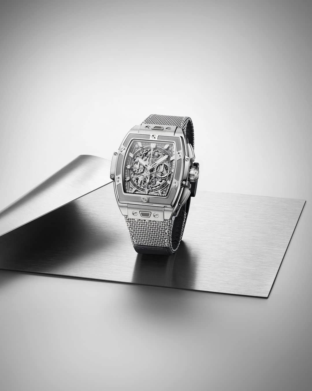 のインスタグラム：「Made from 100% titanium the case of the #SpiritOfBigBang Essential Grey houses the automatic chronograph movement and its skeleton architecture. #Hublot」