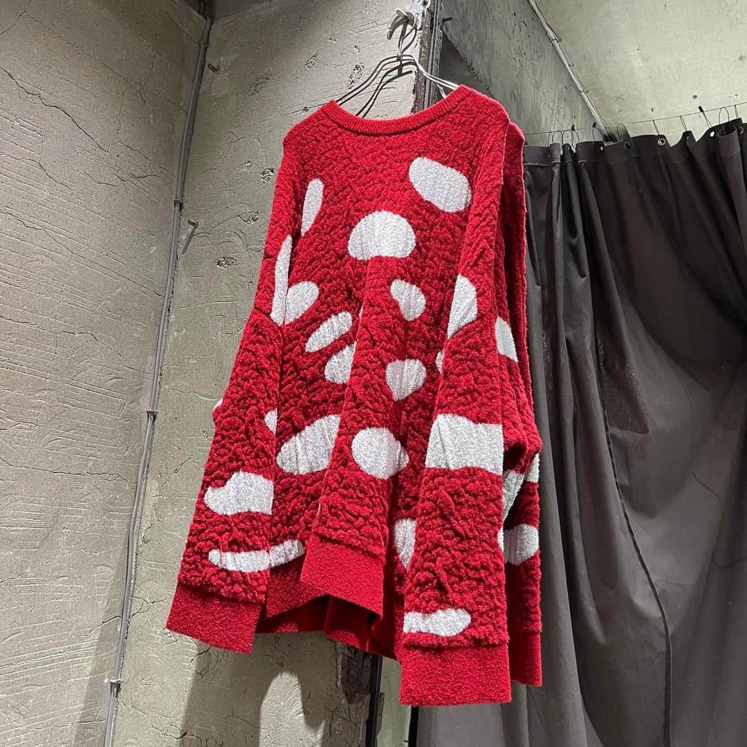 のインスタグラム：「. 《 LOEWE 》 ⁡ －－－－－－－－－－ー－－－－－－－－－－－－－－  商品の詳細につきましてはDM、又はお電話にてお問い合わせ下さい。 ⁡ DMやお電話からの郵送販売も可能です。 ⁡ ショッピングローンなど各種お支払い方法もご用意しておりますのでご相談下さい。 ⁡ International shipping is available. Please contact us though DM. ⁡ ⁡ 〈RINKAN SHIBUYA〉 TEL：03-5458-3050 LINE ID：@283swjhf」
