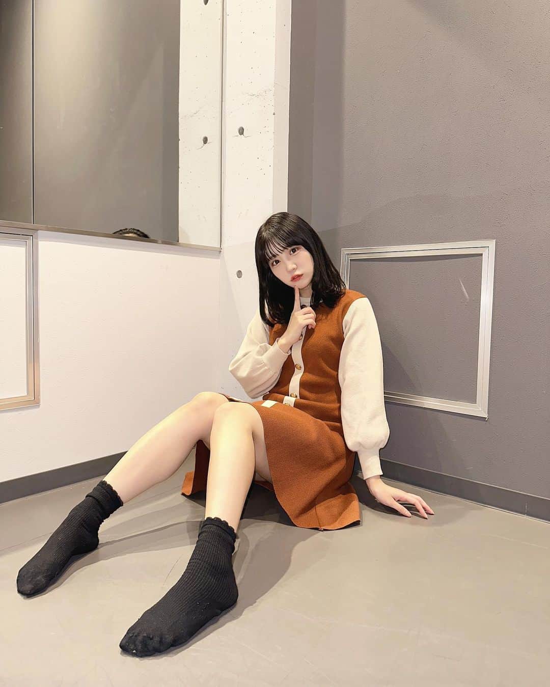 藤田みゆのインスタグラム：「. 長袖になりました❕」