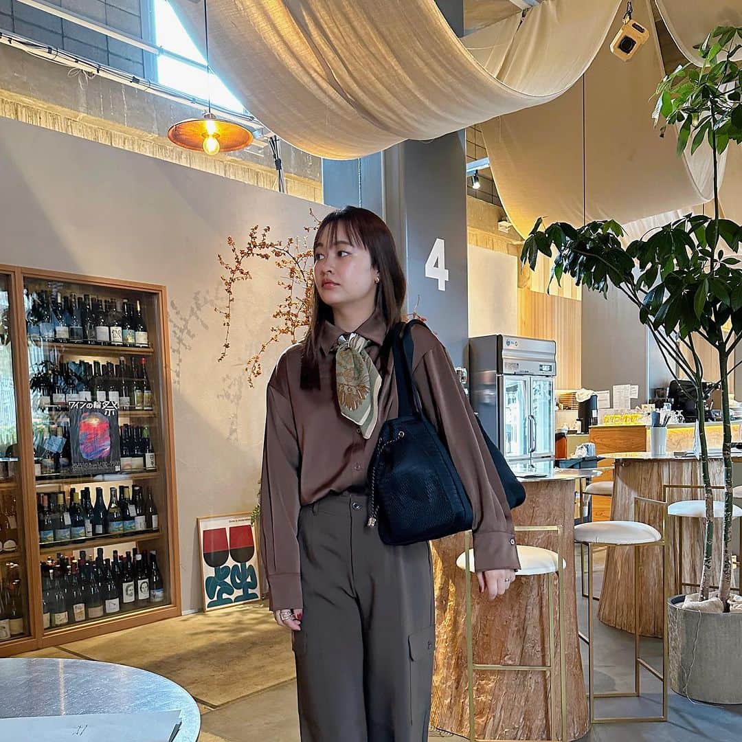 ena..*加藤 恵梨奈さんのインスタグラム写真 - (ena..*加藤 恵梨奈Instagram)「⁡ ⁡ ⁡ ⁡ ⁡ ⁡ ⁡ @edita.official の "edita Washable tote [edt-048]" ⁡ 洗濯機で丸洗いできる大容量トート👜 A4サイズもしっかり収納でき 柔らかい素材で軽量なのに、底板付きで型崩れしにくい🥰⭐️ サイドストラップで絞ればコンパクトに 荷物が増えたら広げて使える‼️ ⁡ マザーバッグとしても愛用できるし 旅行行く時にも使えるので我が家では活躍中 アイテムのひとつです！ ⁡ ⁡ ⁡ #edita #マザーズバッグ #育児 #お出かけバッグ #丸洗い」10月6日 20時24分 - e_n_a_p_i