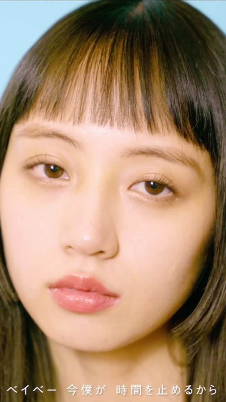 のインスタグラム：「ベイベー 今僕が 時間を止めるから #PEOPLE1 #ラヴソング #MV」