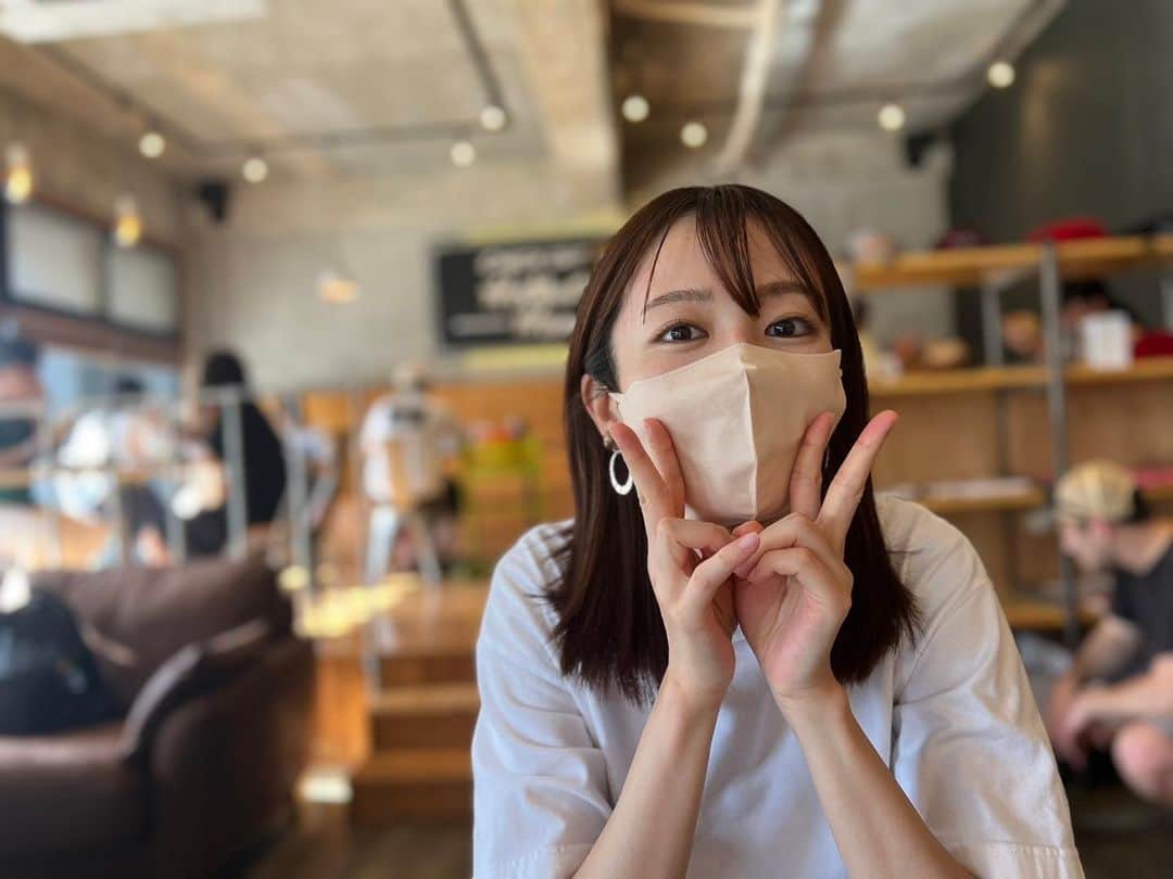 滝菜月のインスタグラム：「仕事復帰しますかー？と メッセージをいただくことが多いです。 気にかけてくださってありがとうございます✨ 復帰しますよー！日テレで働きますよー☺️ 今はまだ保育園見学をしたり、復帰後に挑戦したいことを考えてストックしたり、何より今この貴重な👶との時間を大切に過ごして充電&準備中です。 ⁡ 仕事中心から家庭中心の生活になって 様々な発見がありました。 よく知っている道や街や店も 👶と訪れると違う場所に感じる程 見えるものや感じることが変わります... 嬉しい発見もあればモヤモヤすることも。 いつか皆さんと共有できるといいなぁ🌱 ⁡ #写真は少し前のを掘り出した #最近のカメラロールはベビーばかりで私がいない笑」