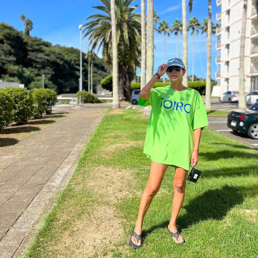 西山美希子のインスタグラム：「GREEN!!!!! トイログリーンお気に入り💚#TOIRO #TOIRO.」